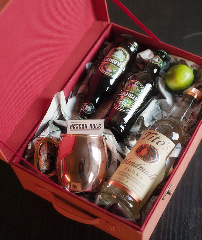 Moscow Mule Kit, Moscow Mule Gift Set, Moscow Mule Set, Moscow Mule Gift,  Mens Gift Basket, Alcohol Gift Basket, Gift Baskets for Men 