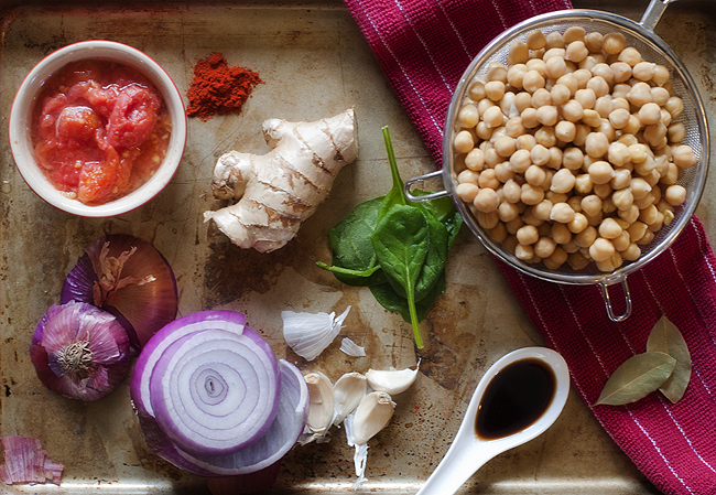 Vegan Garbanzos con Espinacas y Jengibre (Spanish Chickpea and Spinach Stew  With Ginger) Recipe