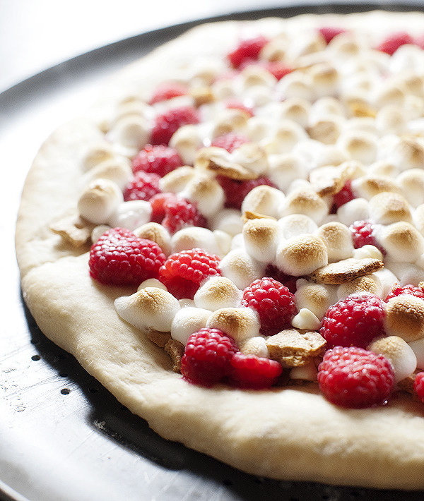 Raspberry S'mores Pizza