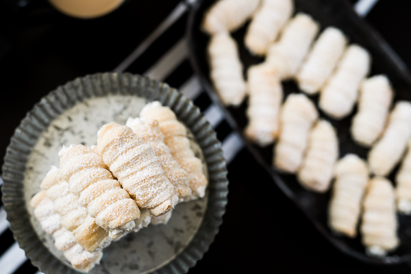 Clothespin Cookies Recipe (Cream Horns)