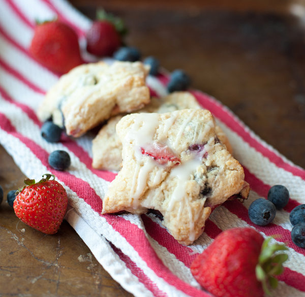 blueberry_strawberry_scones_5