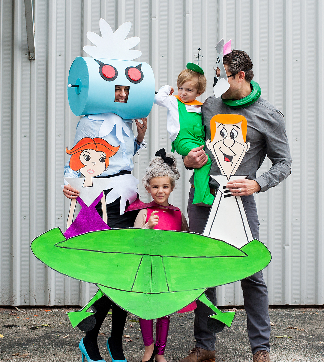 The Jetsons Costume #familycostume.